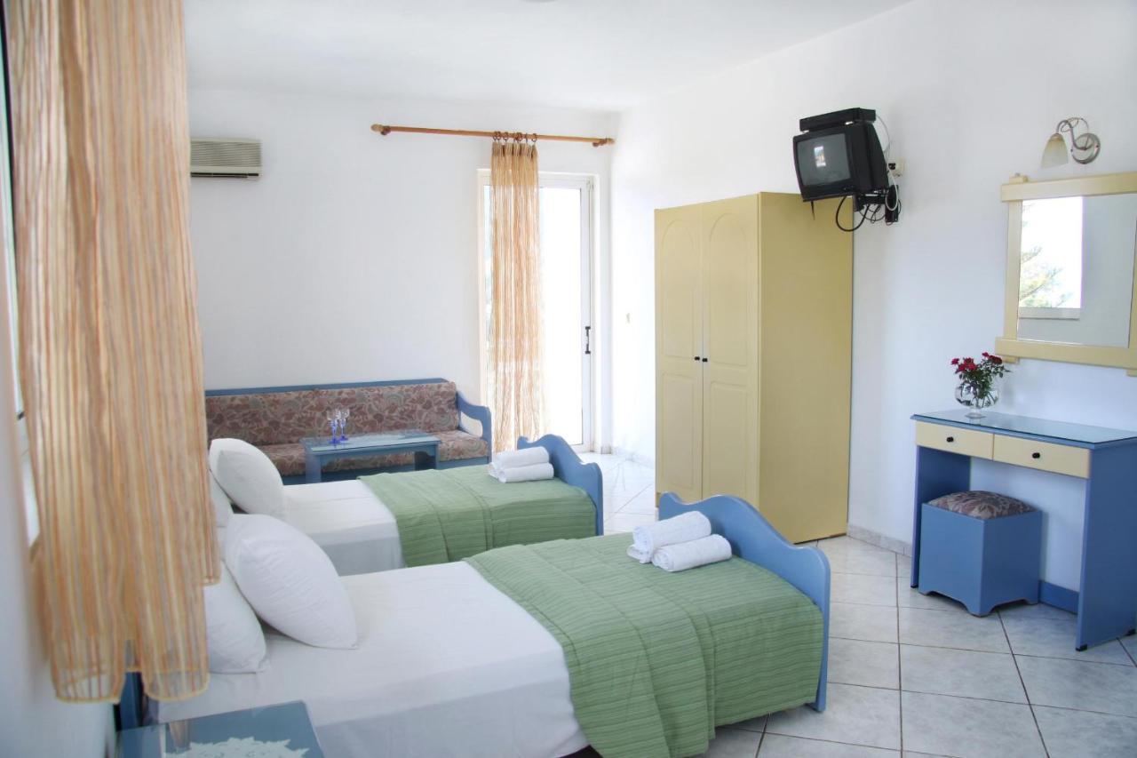 Kleanthis Apartments Rodákino Szoba fotó